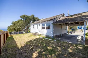 306 9th St, Pacific Grove, CA 93950 - Photo 13