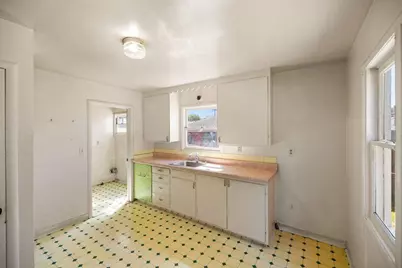 306 9th St, Pacific Grove, CA 93950 - Photo 11