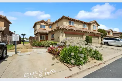 949 Nantucket Blvd 9, Salinas, CA 93906 - Photo 3