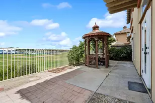 949 Nantucket Blvd 9, Salinas, CA 93906 - Photo 53