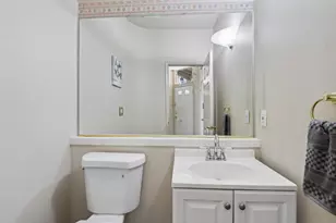 949 Nantucket Blvd 9, Salinas, CA 93906 - Photo 35