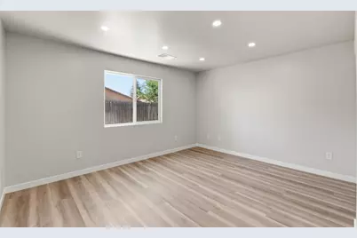 3709 Harris Rd, Bakersfield, CA 93313 - Photo 23
