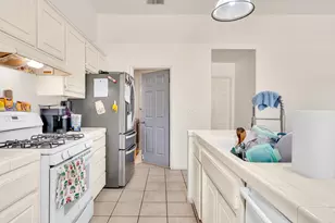 721 Rhine Ct, Los Banos, CA 93635 - Photo 5
