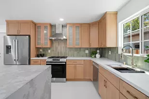 1789 Linnet Ln, Sunnyvale, CA 94087 - Photo 9