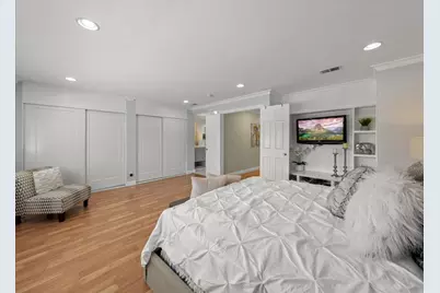1071 N Hillview Dr, Milpitas, CA 95035 - Photo 27