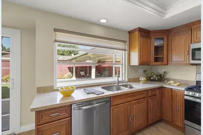 1071 N Hillview Dr, Milpitas, CA 95035 - Photo 17