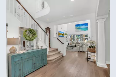 9241 Tea Tree Ct, Gilroy, CA 95020 - Photo 17