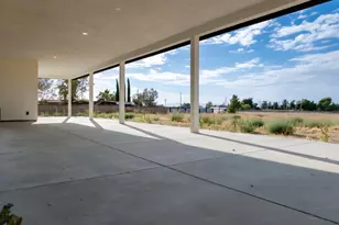 1805 W Columbia Way, Lancaster, CA 93534 - Photo 13