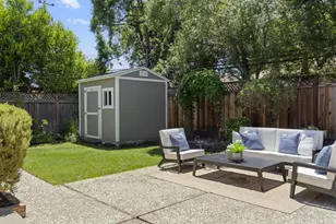 1128 Hawthorne Dr, San Mateo, CA 94402 - Photo 11