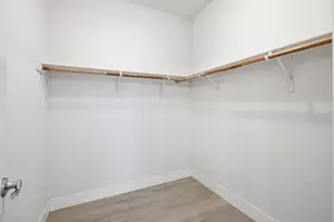 5176 W Oslin Ave, Fresno, CA 93722 - Photo 21
