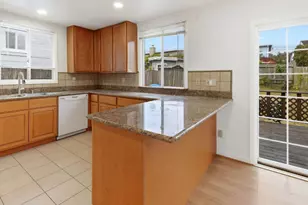 851 Beechwood Dr, Daly City, CA 94015 - Photo 13