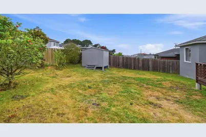 851 Beechwood Dr, Daly City, CA 94015 - Photo 27