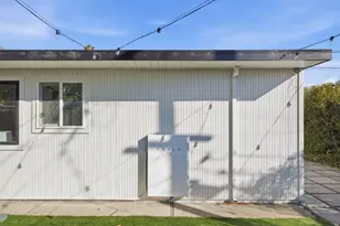 697 Vanessa Dr, San Mateo, CA 94402 - Photo 33