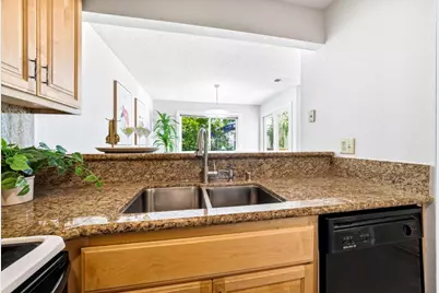1377 Yamada Dr, San Jose, CA 95131 - Photo 13
