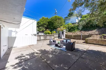 725 Clarinada Ave, Daly City, CA 94015 - Photo 51