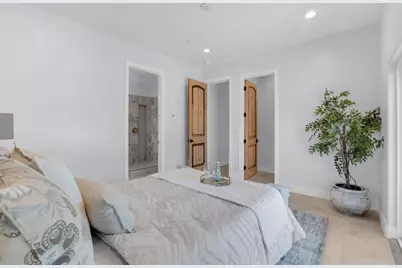 727 Lakehaven Dr, Sunnyvale, CA 94089 - Photo 39