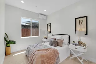 727 Lakehaven Dr, Sunnyvale, CA 94089 - Photo 17