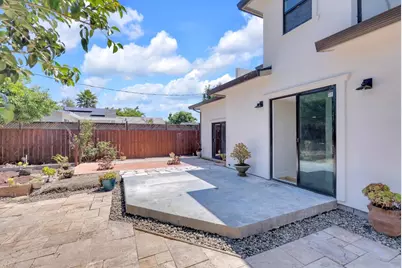 727 Lakehaven Dr, Sunnyvale, CA 94089 - Photo 51