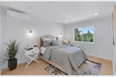727 Lakehaven Dr, Sunnyvale, CA 94089 - Photo 31
