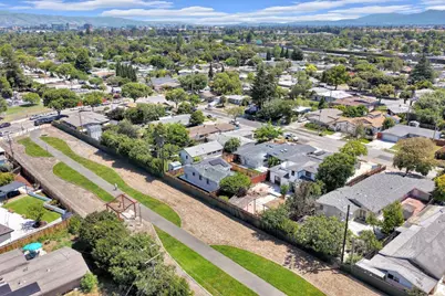 727 Lakehaven Dr, Sunnyvale, CA 94089 - Photo 59