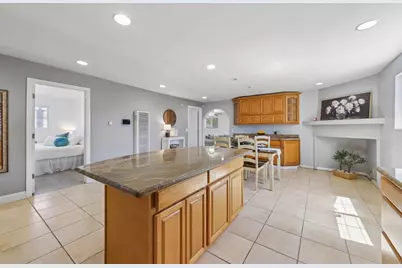 9 Hughes Rd, Watsonville, CA 95076 - Photo 15