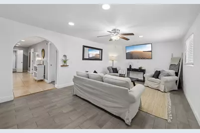 9 Hughes Rd, Watsonville, CA 95076 - Photo 5