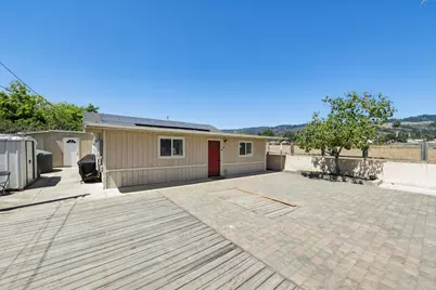 9 Hughes Rd, Watsonville, CA 95076 - Photo 35