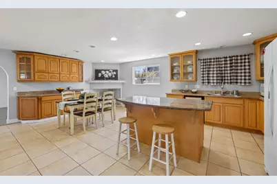 9 Hughes Rd, Watsonville, CA 95076 - Photo 13