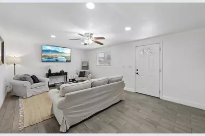 9 Hughes Rd, Watsonville, CA 95076 - Photo 7