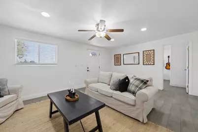 9 Hughes Rd, Watsonville, CA 95076 - Photo 7