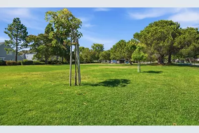 Baltic Cir, Redwood City, CA 94065 - Photo 11