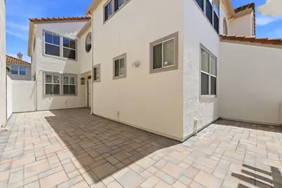 3044 Calle De Las Flores, San Jose, CA 95148 - Photo 5