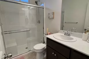 1952 Gus Villalta Dr, Los Banos, CA 93635 - Photo 27