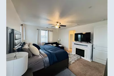 1952 Gus Villalta Dr, Los Banos, CA 93635 - Photo 37
