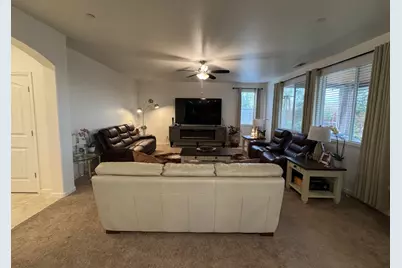 1952 Gus Villalta Dr, Los Banos, CA 93635 - Photo 17