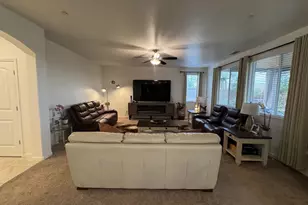 1952 Gus Villalta Dr, Los Banos, CA 93635 - Photo 17