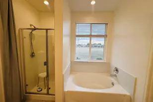 1952 Gus Villalta Dr, Los Banos, CA 93635 - Photo 39