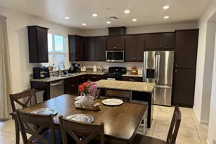 1952 Gus Villalta Dr, Los Banos, CA 93635 - Photo 5