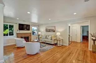 443 Fourth Ave, Redwood City, CA 94063 - Photo 7
