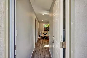 443 Fourth Ave, Redwood City, CA 94063 - Photo 35
