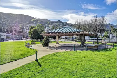 1 San Bruno Ave N, Brisbane, CA 94005 - Photo 39