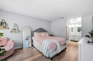 1576 Hermocilla Way, San Jose, CA 95116 - Photo 15