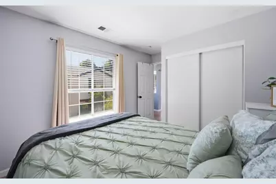 1576 Hermocilla Way, San Jose, CA 95116 - Photo 7