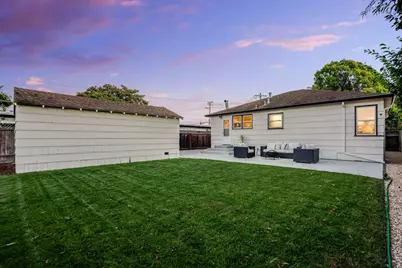 781 Ivy Dr, Menlo Park, CA 94025 - Photo 31