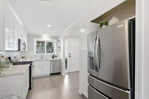445 Oak Ave, Redwood City, CA 94061 - Photo 9