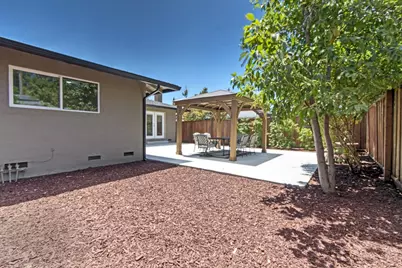 5691 San Lorenzo Dr, San Jose, CA 95123 - Photo 17
