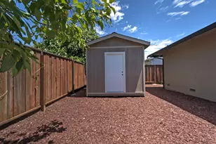 5691 San Lorenzo Dr, San Jose, CA 95123 - Photo 23