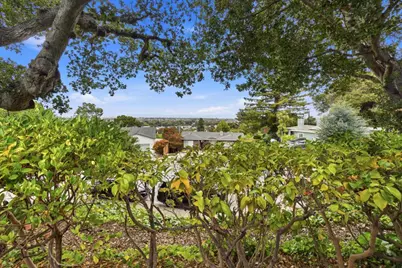 18 Hillbarn Ct, San Mateo, CA 94403 - Photo 39