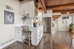 18 Hillbarn Ct, San Mateo, CA 94403 - Photo 21