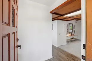 18 Hillbarn Ct, San Mateo, CA 94403 - Photo 7